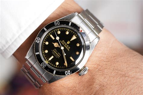 rolex submariner james bond|rolex submariner 6538 big crown.